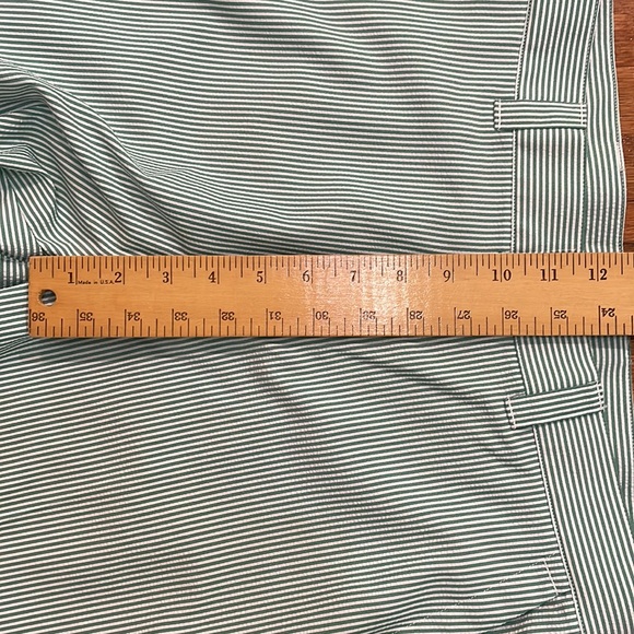 Callaway Mens Size 32 Green White Striped Lightweight Golf Shorts - Picture 7 of 12